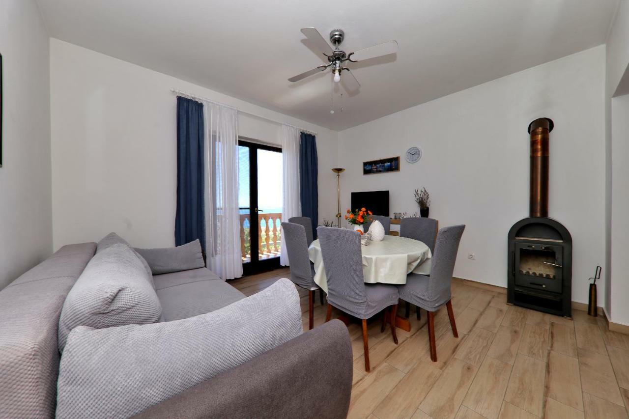 Apartments Anka Rtina Exterior photo
