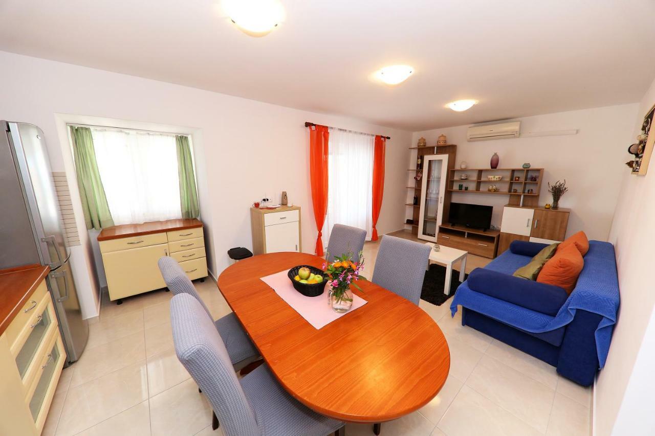 Apartments Anka Rtina Exterior photo