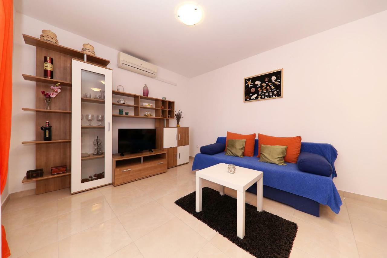 Apartments Anka Rtina Exterior photo